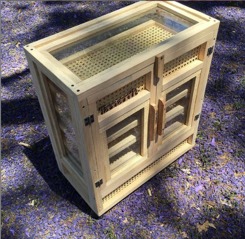 rattan y vidrio deshidratador solar